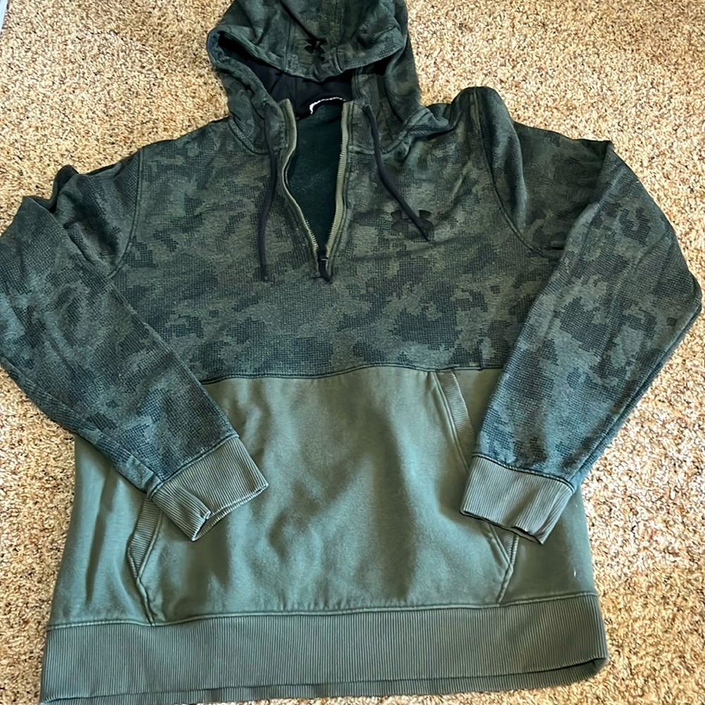 Under Armour Hooded sweatshirt